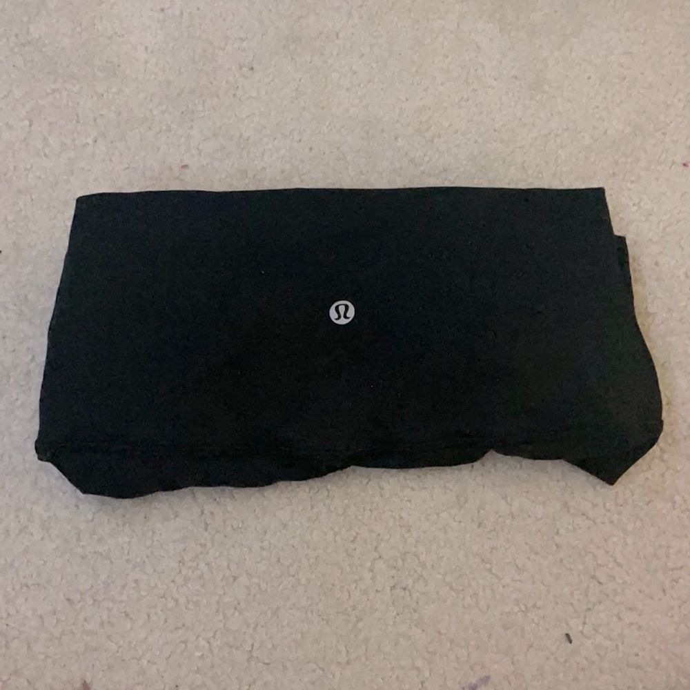 Very popular Item, Very lightly worn, Look brand new